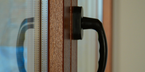 Reformas Integrales Tarifa · Cambiar Ventanas y Persianas
